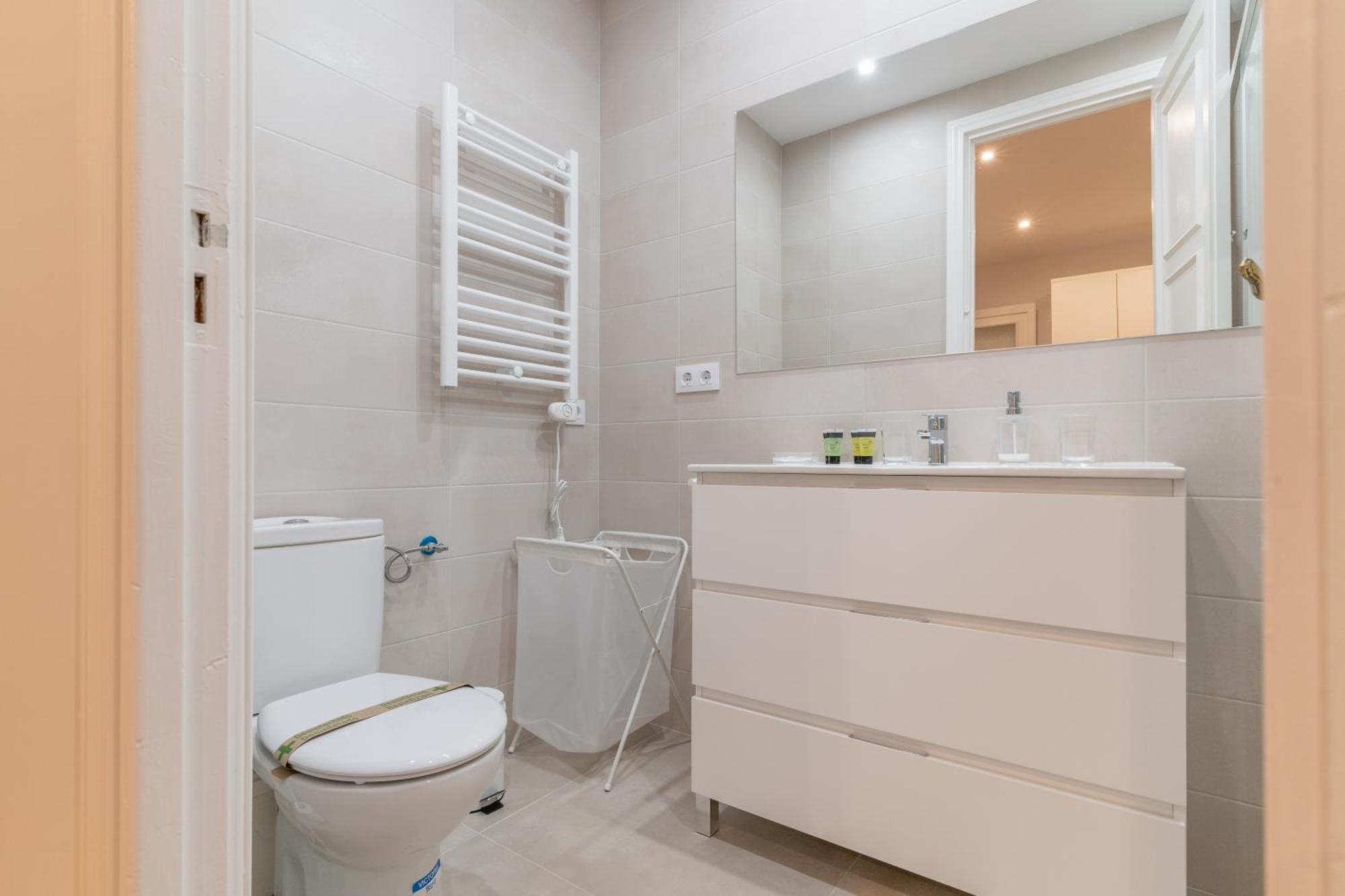 Spacious Central-3Bedrooms 3Bathrooms-Sol Madrid Eksteriør bilde