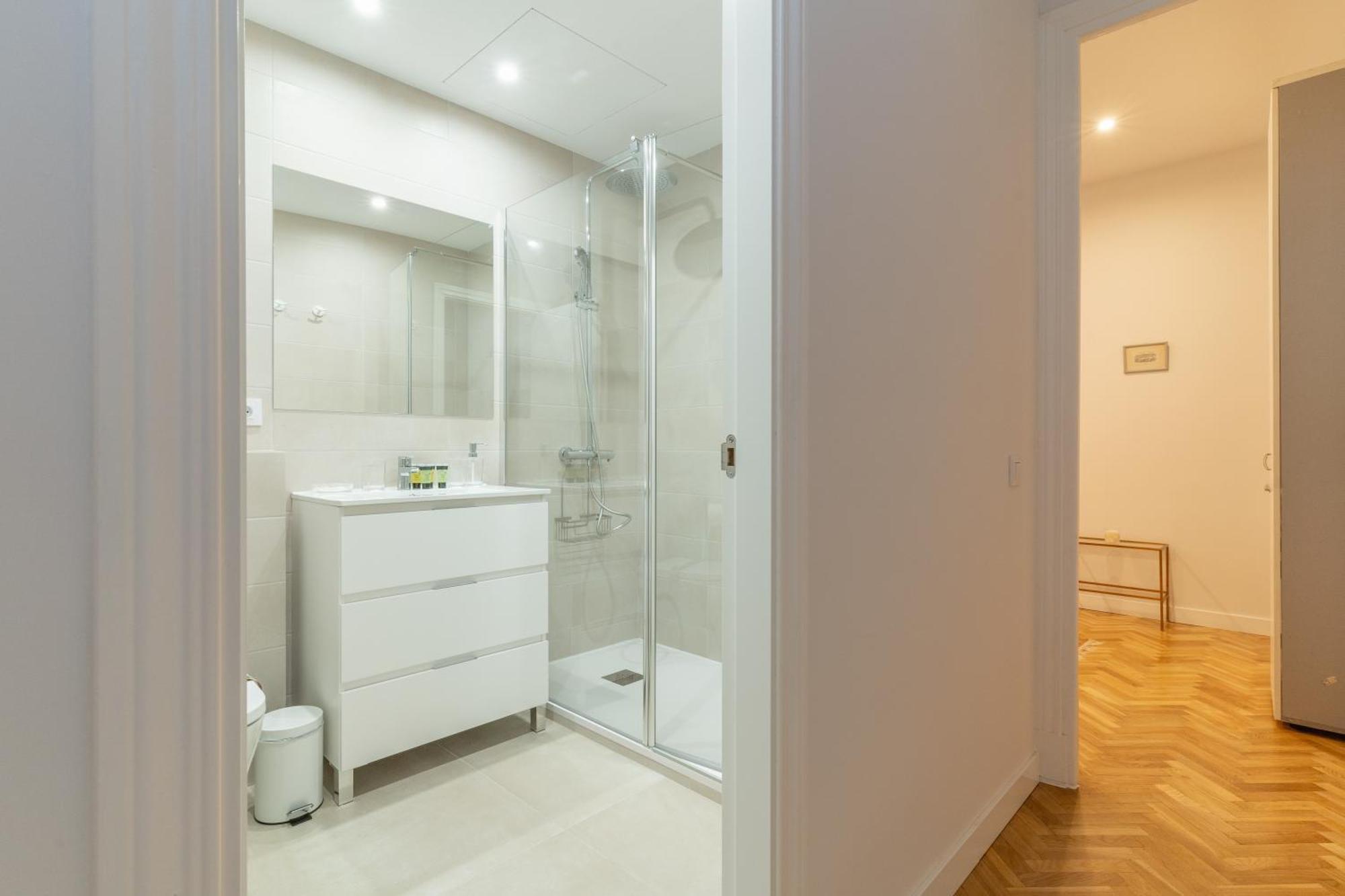 Spacious Central-3Bedrooms 3Bathrooms-Sol Madrid Eksteriør bilde